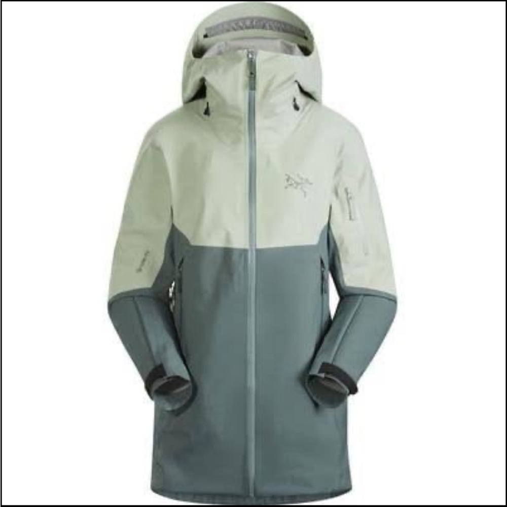 Arc'teryx Women's Ski Jacket - Gray and Cream